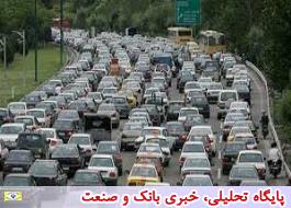 ترافیک شدید در بزرگراه‌های پایتخت در پی بارش باران
