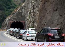 ترافیک محورهای تهران-کرج و فشم-تهران سنگین است