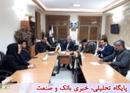 حضور دکتر شیری مدیرعامل پست بانک ایران در لرستان برای بررسی وضعیت خدمت رسانی درمناطق سیل زده