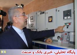 نیروگاه خورشیدی 10 مگاواتی شرکت تابان با حضور وزیر نیرودر اقلید استان فارس افتتاح شد