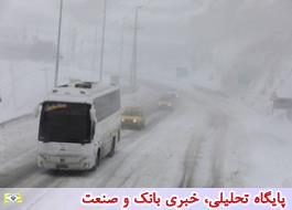 برف و باران در محورهای سه استان