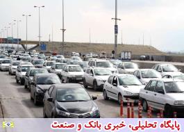 ترافیک سنگین و نیمه سنگین در آزاده راه تهران - کرج