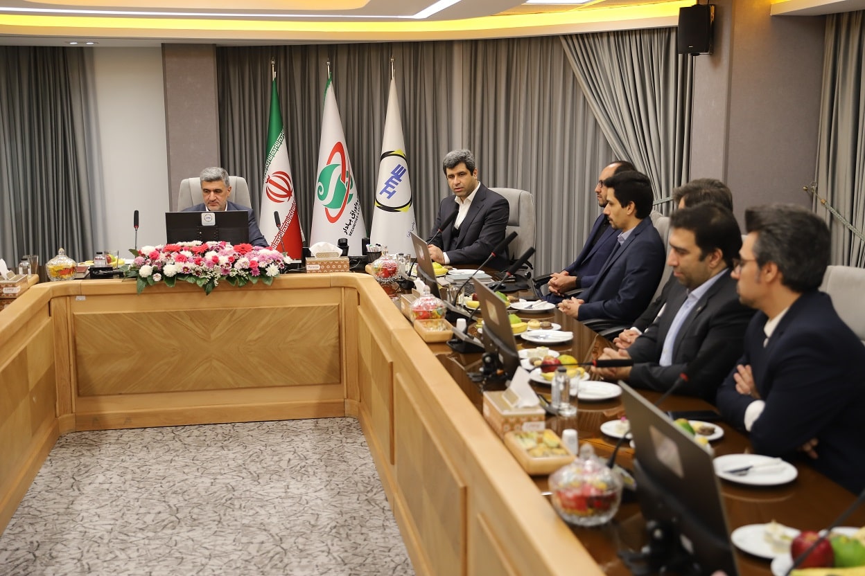 بازدید رئیس سازمان بورس و اوراق بهادار از بورس کالای ایران